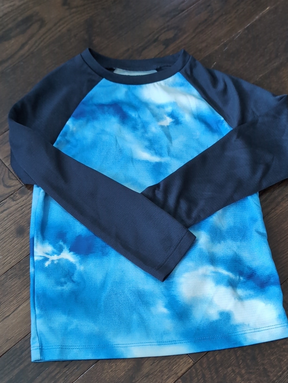 Like New Old Navy Rash Guard XS